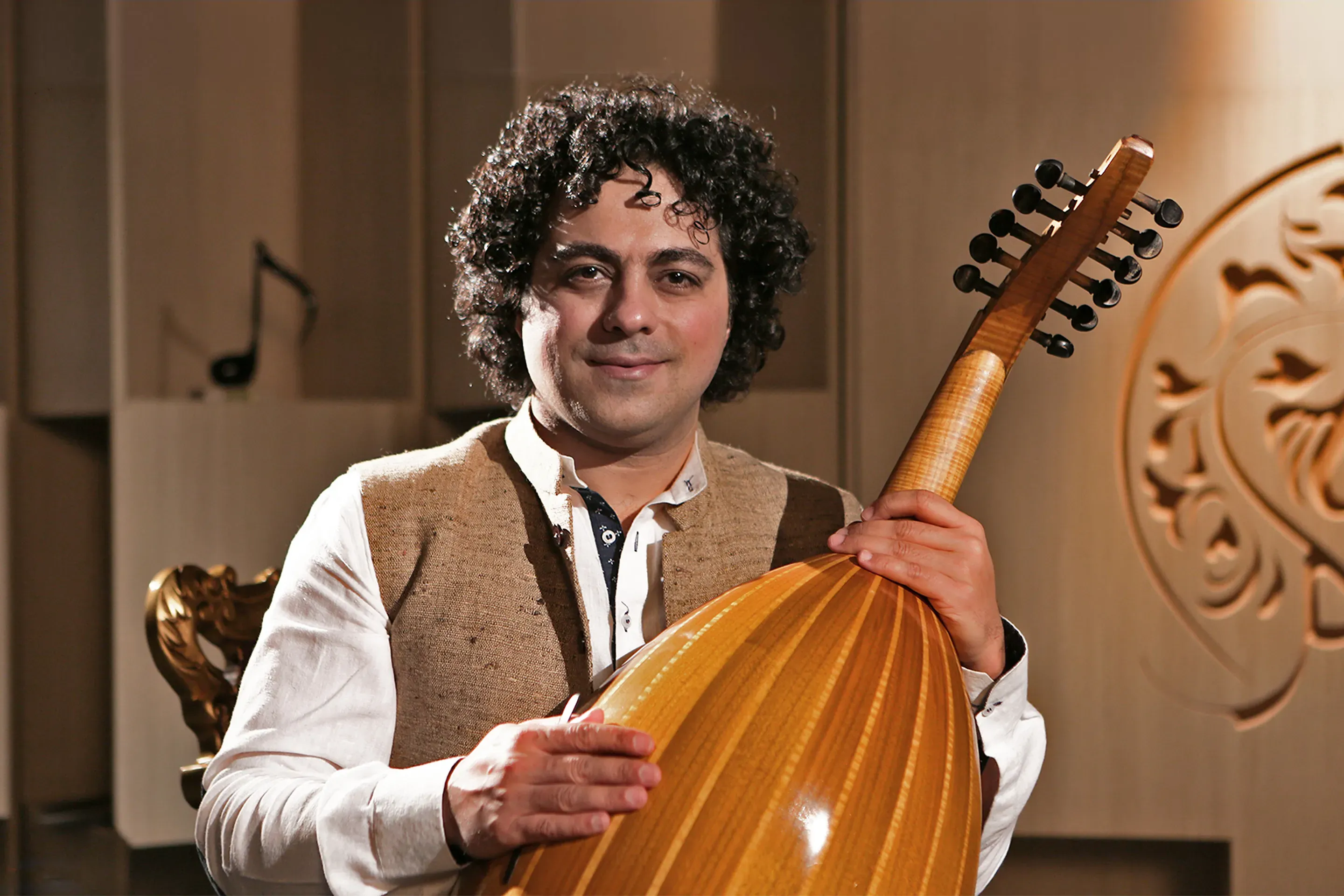 علی پژوهشگر